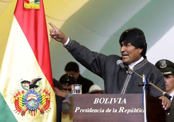 Evo Morales řeční z prezidentského paláce. Vyhrál boj o volební zákon.